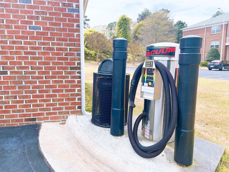 car wash and vacuum area at Crescent Commons in Fayetteville